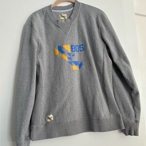 Tracksmith sweatshirt Boston marathon
